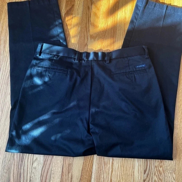 Dockers Classic Fit dress pants, black - Picture 4 of 5